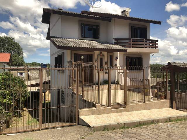 #1329 - Casa para Venda em Caxias do Sul - RS - 2