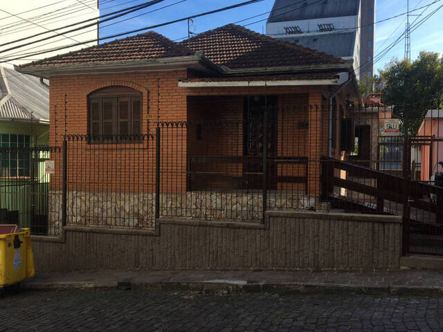 #1698 - Casa para Venda em Caxias do Sul - RS - 2